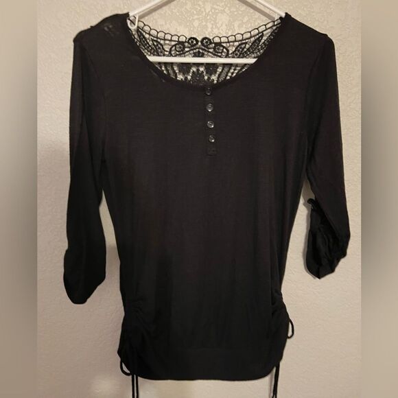 ❄️ NO BOUNDARIES BLACK TOP SIZE LARGE - GREAT CONDITION - Picture 1 of 6